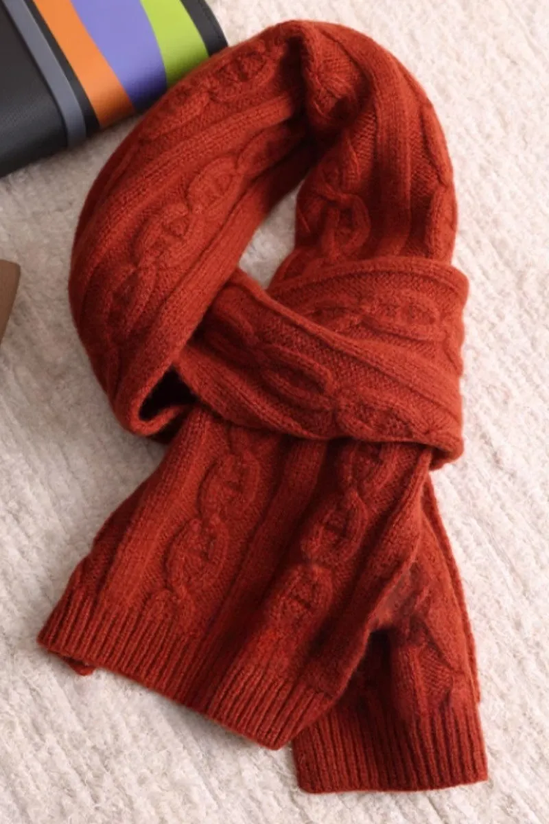 Chunky Cable Knit Merino Wool Scarf with Ribbed Trim