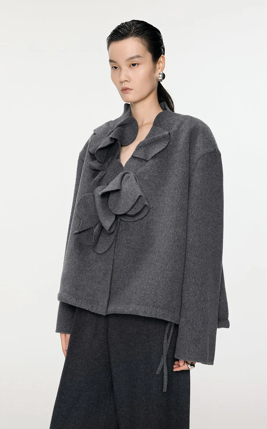 Coat / JNBY 3D-Flower Wool Coat With Drawstring Hem