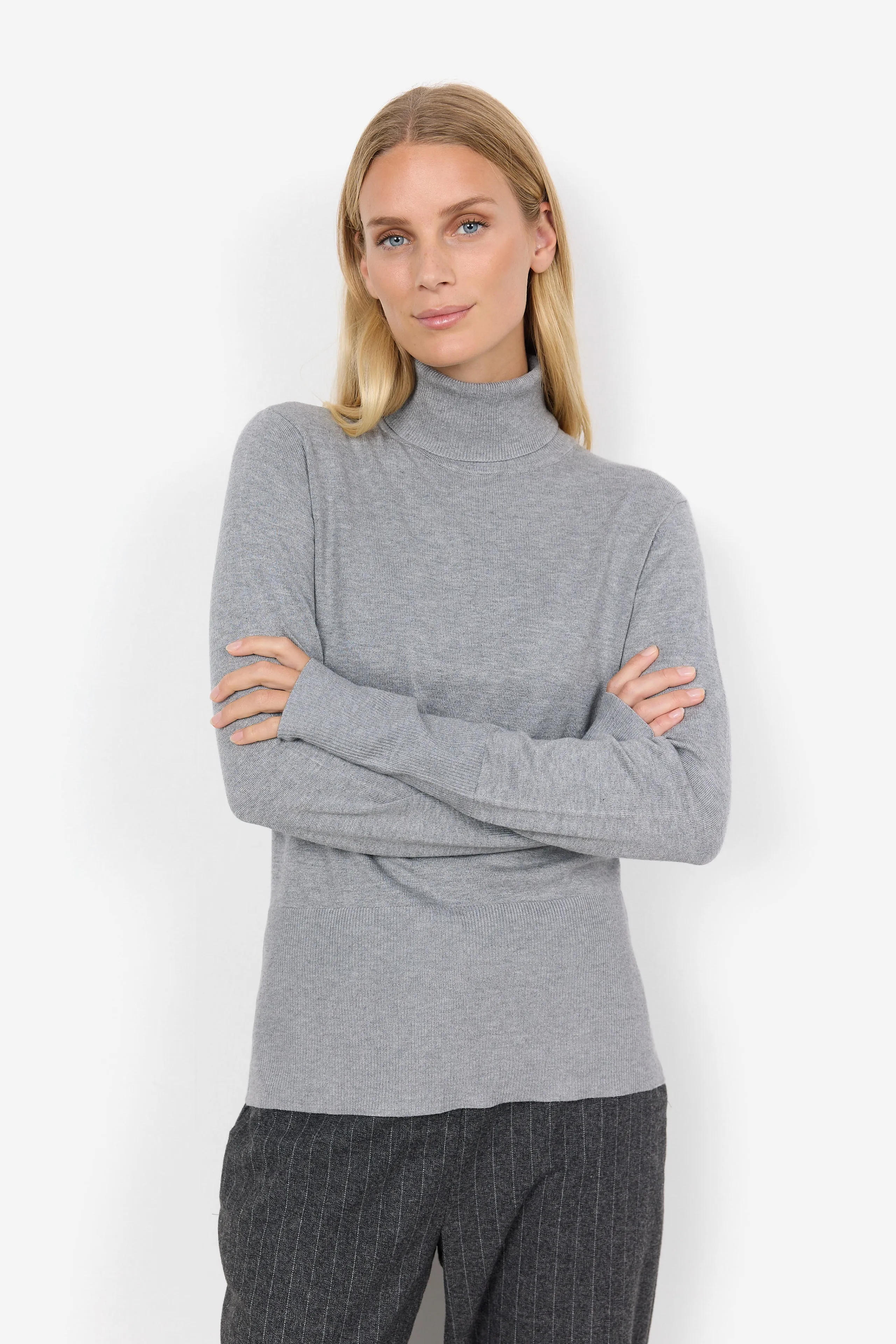 Dollie Turtleneck