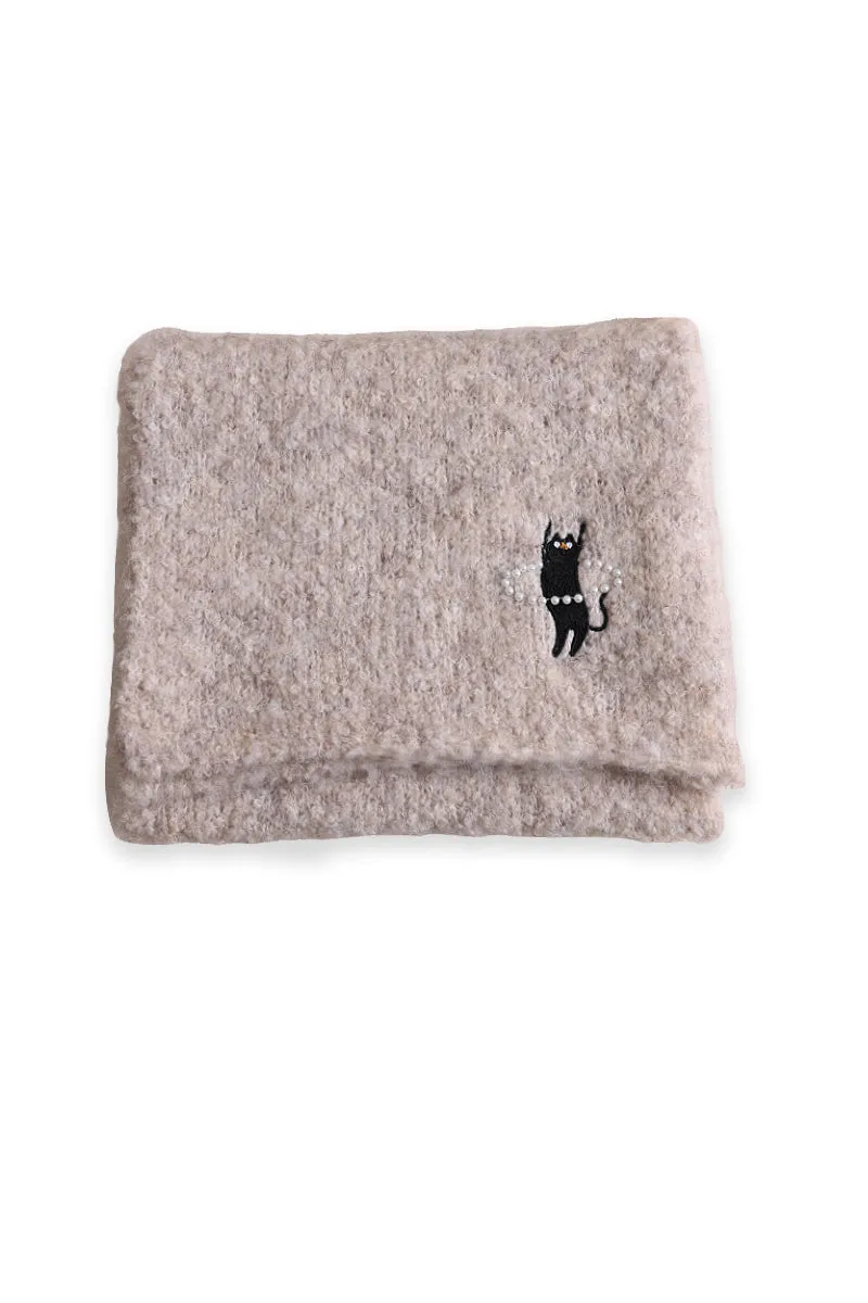 Fluffy Handmade Wool Blend Boucle Knitted Scarf with Cute Cat