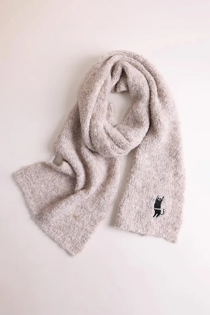 Fluffy Handmade Wool Blend Boucle Knitted Scarf with Cute Cat