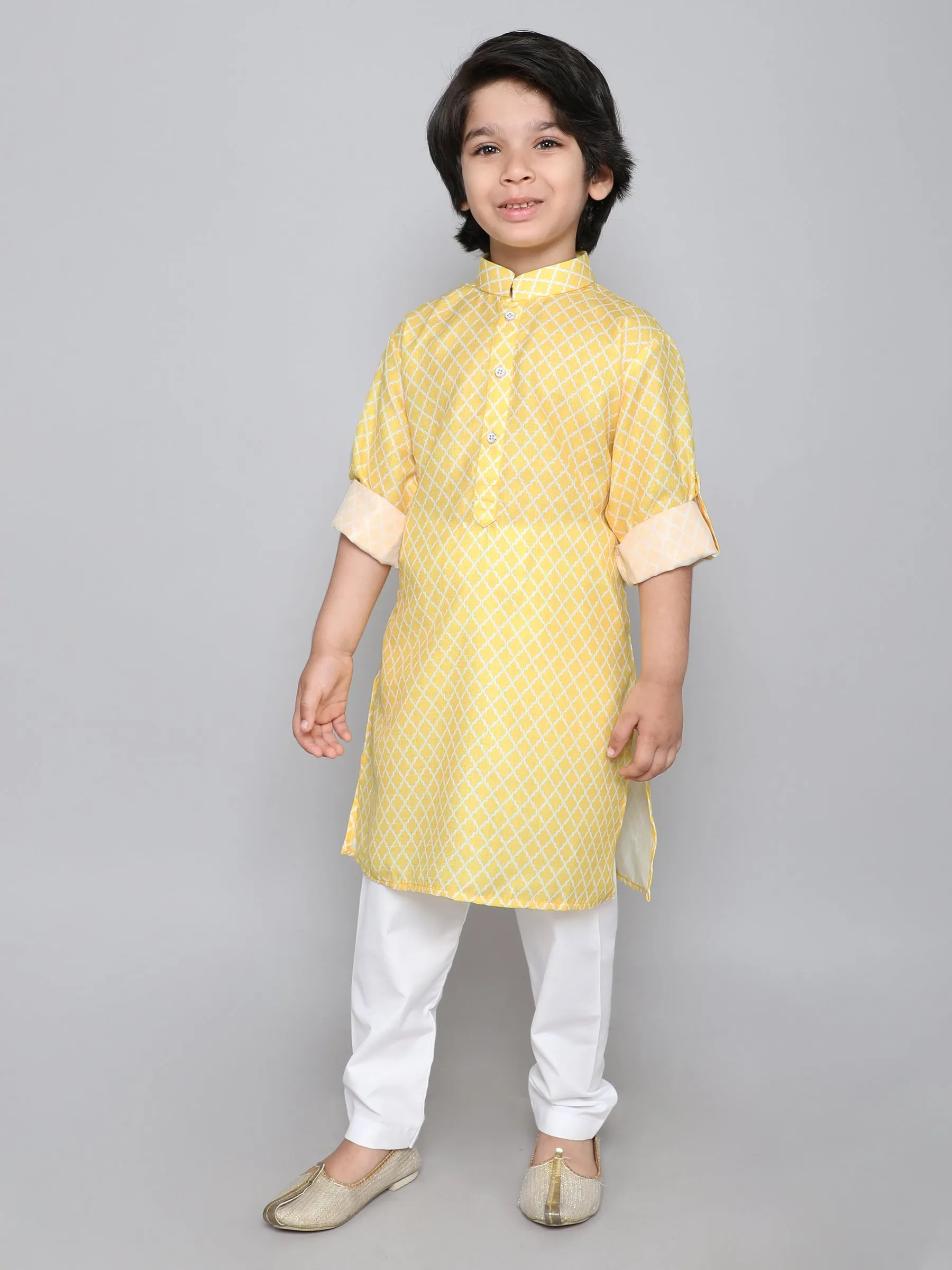 Ministitch cotton Kurta set with geometrical print- Yellow