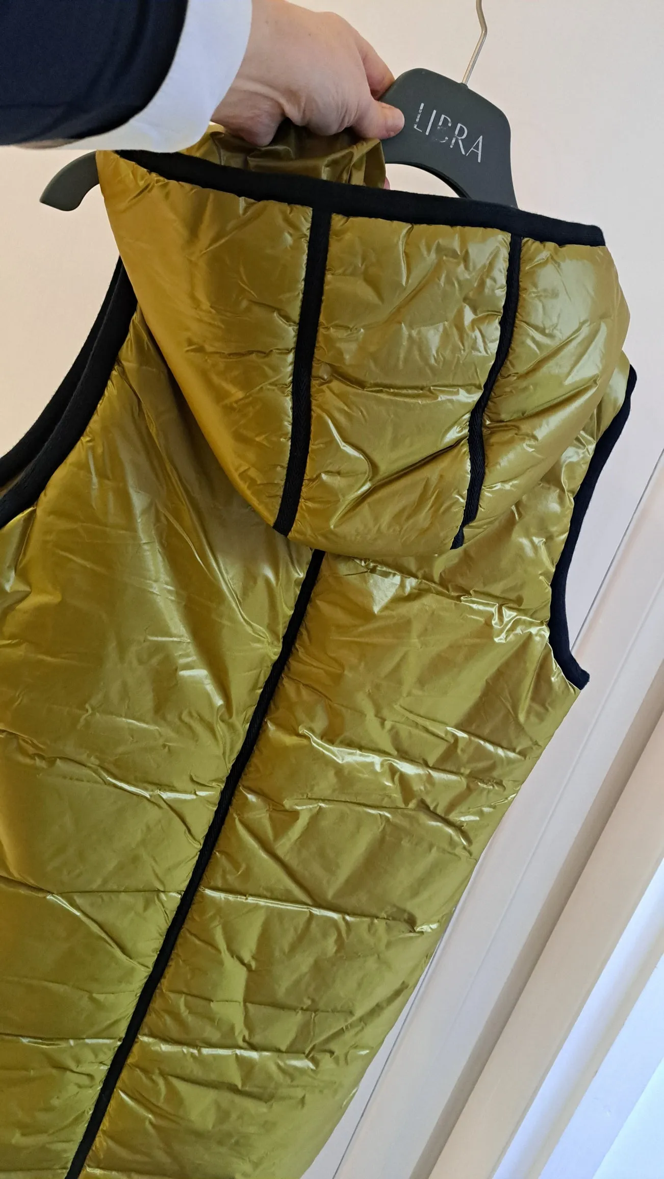 Naya Olive Gilet