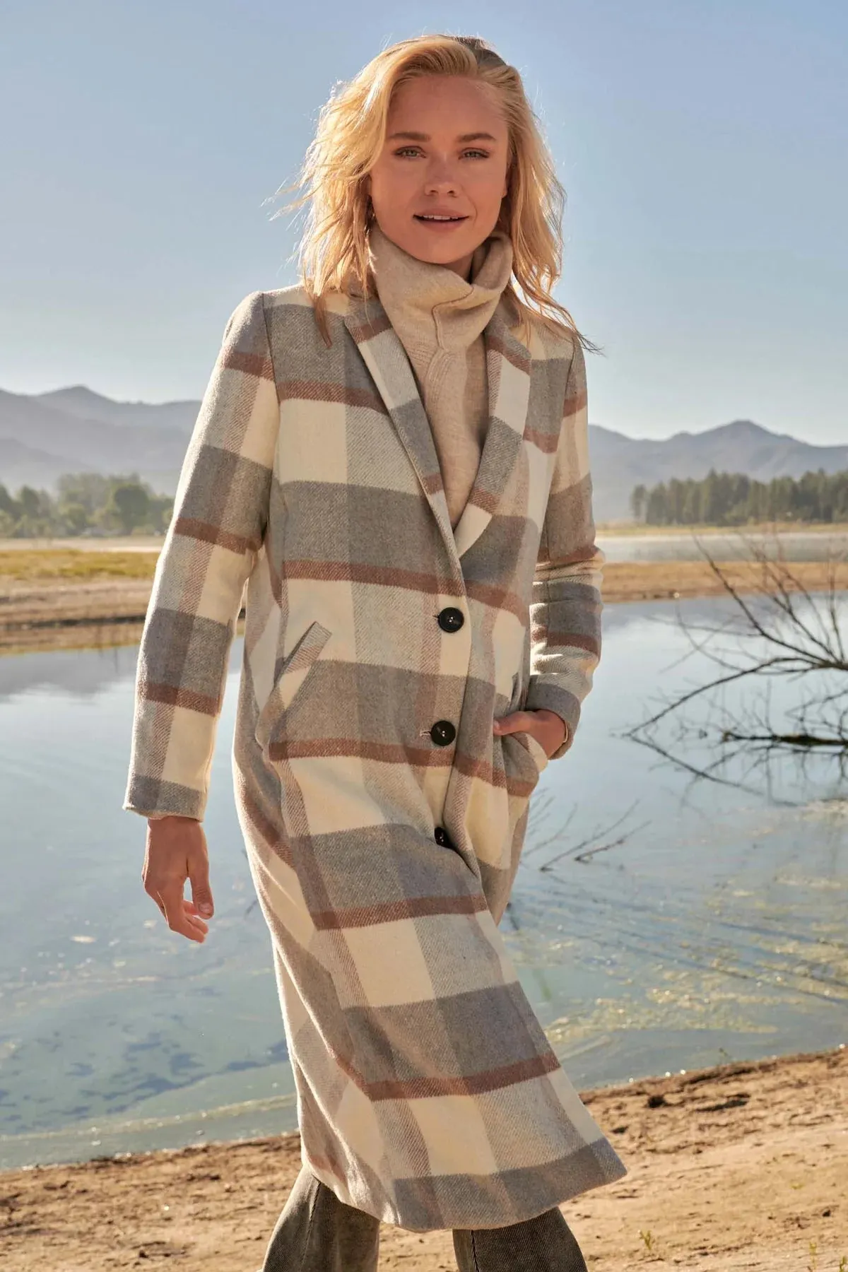 Paloma Plaid Wool-Blend Overcoat